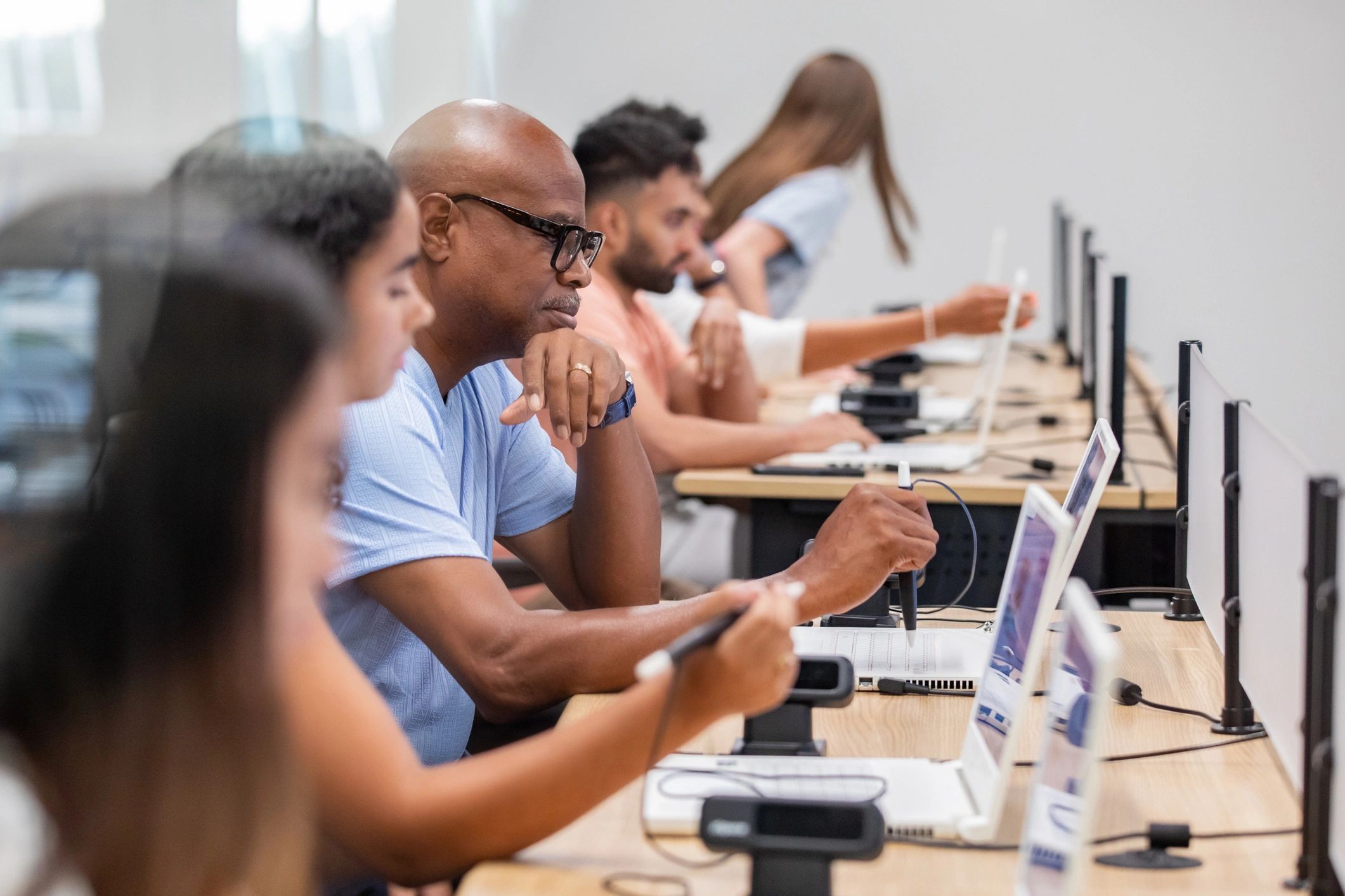diverse students learning online game design